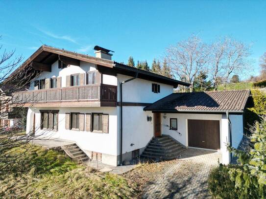 Landhaus auf 1.527 m² Baugrundstück derzeit im "Dornröschenschlaf" Traumhafte Ruhelage in Köstendorf - provisionsfrei!