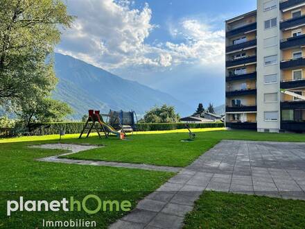 Tolle 3-Zimmer Familienwohnung mit Balkon , großem Gemeinschaftsgarten und Spielplatz