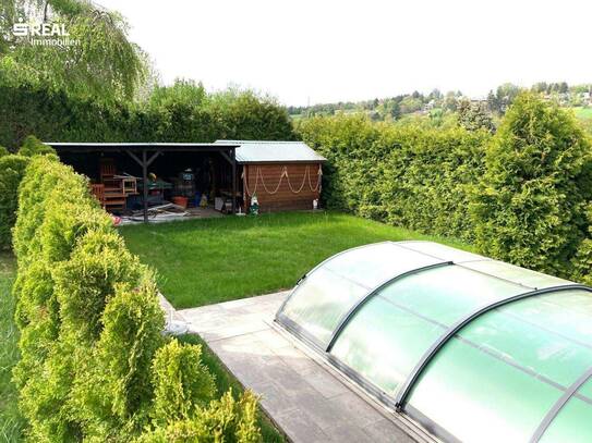 SONNIGES GROSSZÜGIGES EINFAMILIENHAUS MIT TOLLEM FERNBLICK, POOL UND GEPFLEGTEM GARTEN