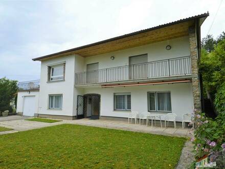 Einfamilienhaus am Waldrand mit Panoramablick - Kachelofen - Ruhelage