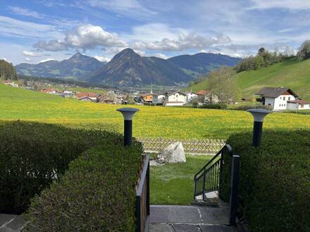 WIESING - 2 Wohnungen mit großem Garten mit Traumaussicht