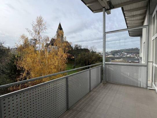 Charmante 2-Zimmer-Wohnung mit Loggia, Garage & Fußbodenheizung in Schwertberg