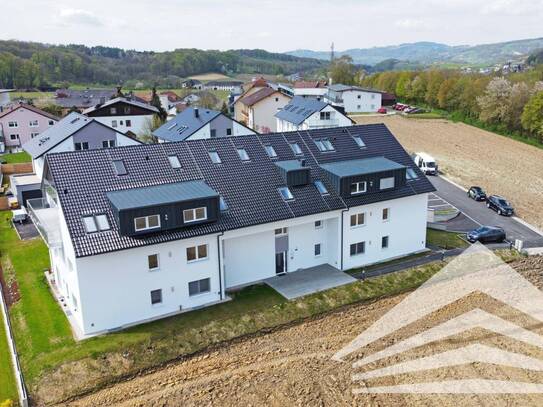 Erstbezug! DG-Wohnung in Engerwitzdorf mit 2 Außenbereichen! Provisionsfrei!