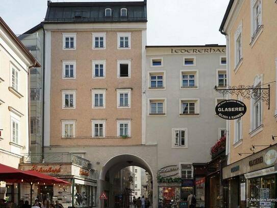 2 Zimmer-Wohnung im Zentrum (bei der Staatsbrücke)