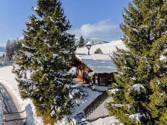 Chalet mit Potenzial: Panoramalage & Zweitwohnsitz