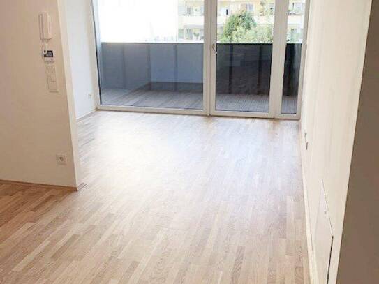 Schöne 2-Zimmerwohnung mit Balkon/Loggia!