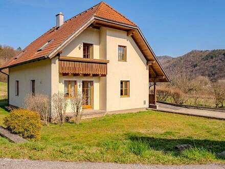 Wohnen in der WACHAU***großer Garten***Balkon/Terrasse mit Weinbergblick