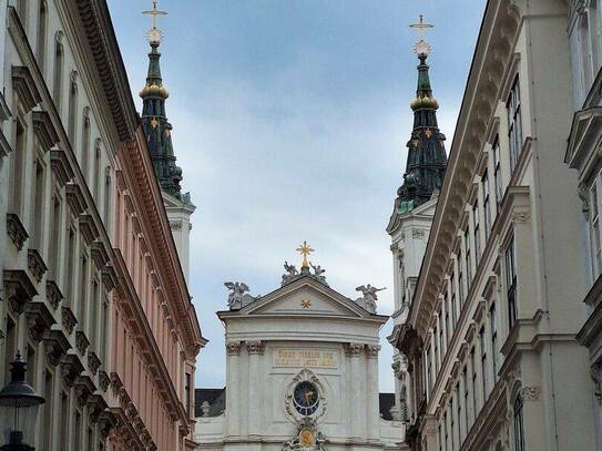 Nahe Piaristenkirche - Großzügig und einfach nur Toll im klassischen Altbau und unbefristet an der Maria-Treu-Gasse