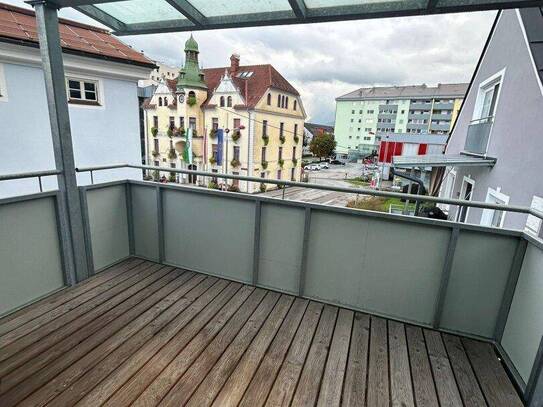 Moderne, helle Mietwohnung mit süd-westseitigem Balkon!