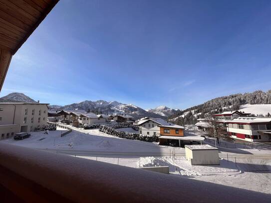 Hochwertige Wohnung mit Blick auf die Steinberge ( 04202 )