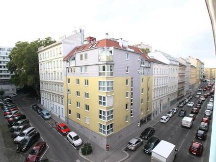 ++ TOP SANIERTE NEUBAU 2 ZIMMER WOHNUNG + GUTE LAGE + BJ1984+ Garagenabstellplatz ++