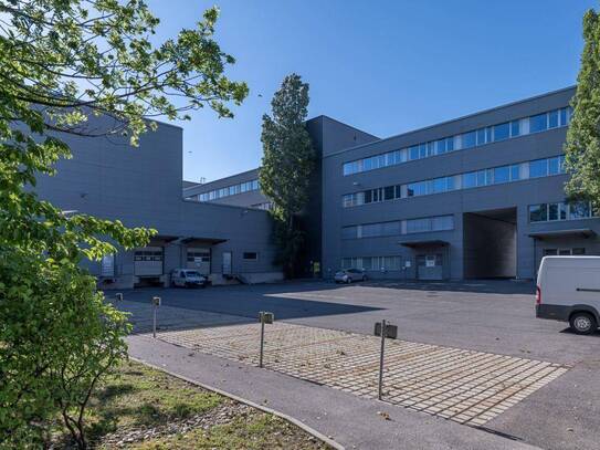 Attraktive Büro- und Lagereinheiten im Gewerbepark in 2345 Brunn am Gebirge zu mieten