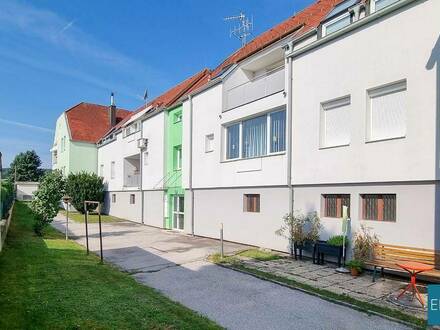 Familienwohnung mit Loggia im OG