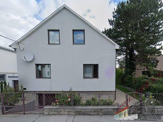 Einfamilienhaus mit 5 Zimmern und großem Balkon (ca.13m²) in ruhiger Lage wartet auf Sie! - Pool im Garten möglich!