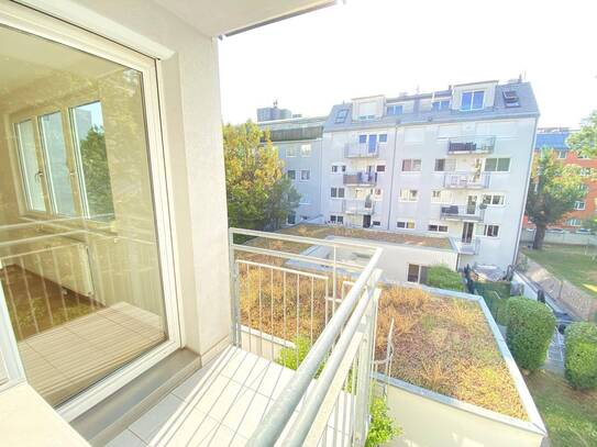 GARAGENPLATZ INKLUSIVE - 2-Zimmer Wohnung mit Balkon und Einbauküche - zu kaufen in 1160 Wien