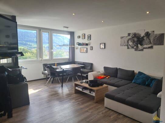 HALL IN TIROL: 3-ZIMMERWOHNUNG MIT LOGGIA!