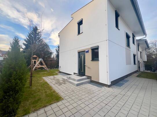 GLORIT HOUSE FOR RENT! DETACHED HOUSE WITH BIG GARDEN AND HIGH-QUALITY EQUIPMENT