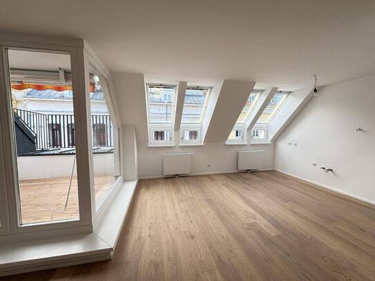 SONNIGE, NEU SANIERTE TERRASSEN MAISONETTE - 3 ZI - Nähe Kutschkermarkt 1180 Wien