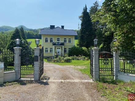Juwel im Gölsental mit 3 Einheiten und großer Garage