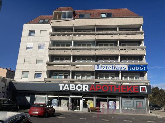 Büro/Praxisräume mit viel Potenzial im Ärztehaus Tabor zu vermieten!