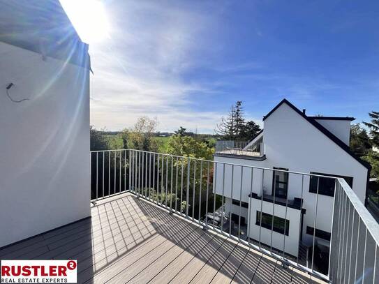 Außergewöhnliche Doppelhaushälfte mit großem Garten, Dachterrasse & Stellplatz | Top-Lage!