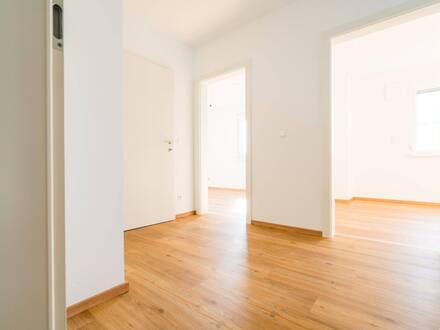 Teilsanierte 2-Zimmer Wohnung in Ruhelage