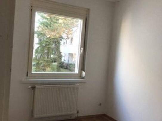 Erster Stock ohne Lift: Gut aufgeteilte 2 Zimmerwohnung in gesuchter Lage