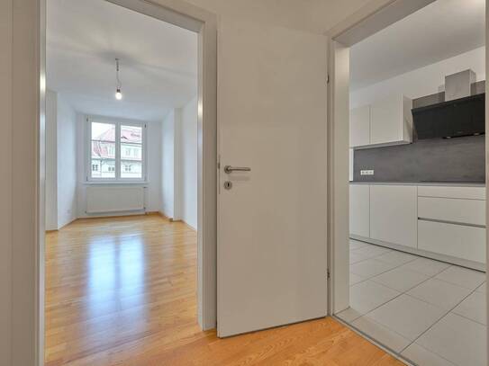 Zentral gelegen Wohnung mit 2 Zimmer plus Wohnküche!