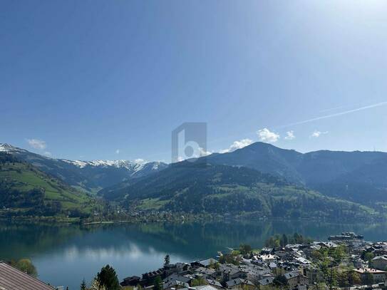 TRAUMLAGE MIT SENSATIONELLEM AUSBLICK UND SEHR VIEL POTENTIAL