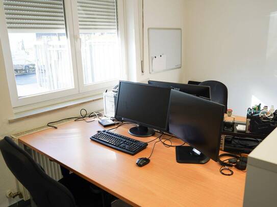 Gewerbe Halle und Büro zu mieten in Villach.