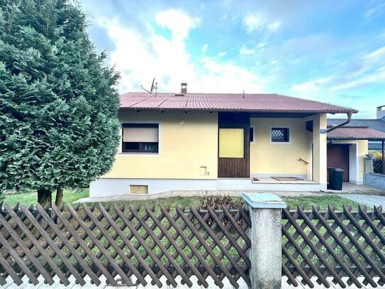 BUNGALOW MIT TRAUMHAFTEM GARTEN IN ALLERBESTER WOHN- UND RUHELAGE VON WÜRNITZ MIT HERRLICHEM LANDSCHAFTSBLICK