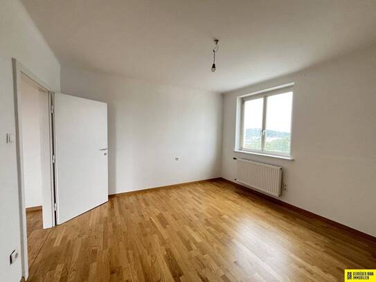 charmante Zweizimmerwohnung im 8. Liftstock Nähe U4