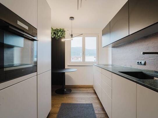 Moderne 2,5 Zimmer-Dachgeschosswohnung in Bestlage von Innsbruck