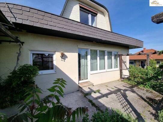 Wohnung mit Garten, Loggia und Garage - TOP 2