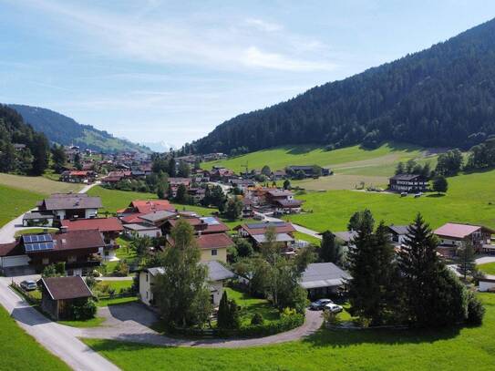 Neue Wohnresidenz in sonniger Hanglage ( 06250 )