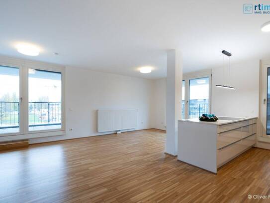 NEUER PREIS - 4 ZIMMER ECKWOHNUNG MIT RIESIGEM BALKON + GARAGENPLATZ- U1 NÄHE