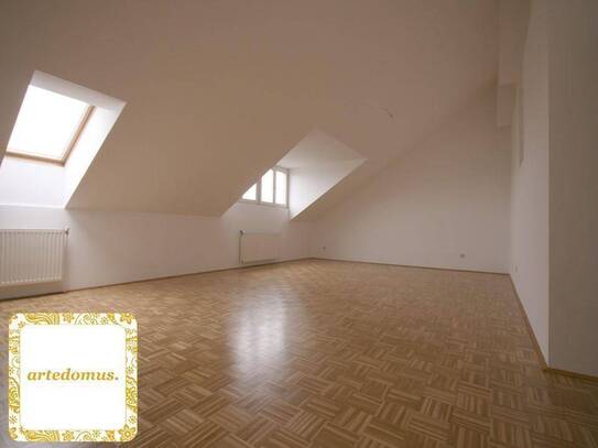 LOFT LIVING! Moderne 2 Zi Loft- Wohnung nahe PRATERSTERN und AUGARTEN ! GRENZE 2. BEZIRK !