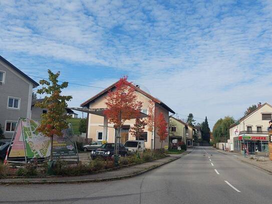 Einzigartige Investitionsmöglichkeit: Vielseitiges Sonderobjekt mit 9.249 m² Kerngebiet-Widmung in OÖ!