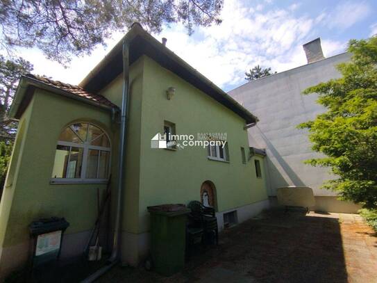 Charmantes Einfamilienhaus mit Loggia und Garage in gepflegter Lage