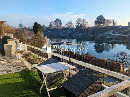 Wohnen am Wasser! Saniertes Einfamilienhaus auf Pachtgrund am schönen Donau-Oder Kanal