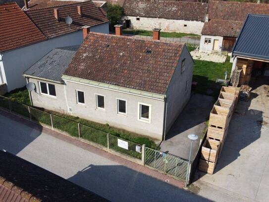 MIETKAUF möglich - Sanierungsbedürftiger Bungalow auf großem Grundstück in Lanzenkirchen