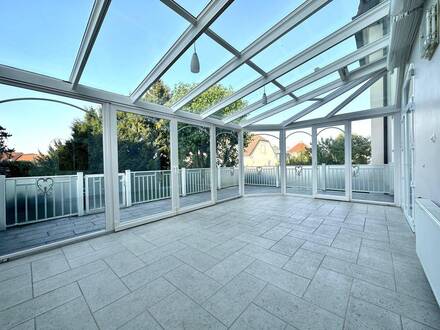 Wohnen auf 170m² mit Wintergarten + Terrasse + Garten + Garage