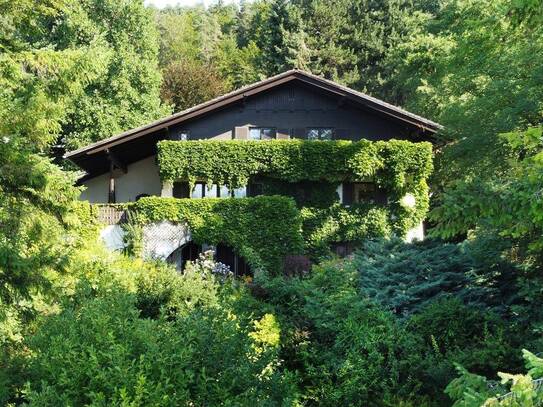 Mehrfamilienhaus in Velden am Wörthersee: Ruhige Lage mit traumhafter Aussicht!