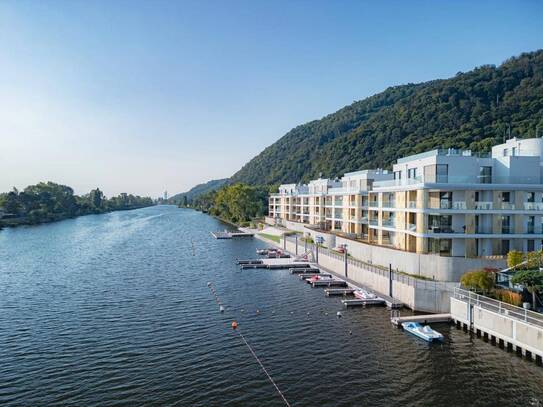 120m2 Garten, 1. Reihe direkt am Wasser - Luxus Living