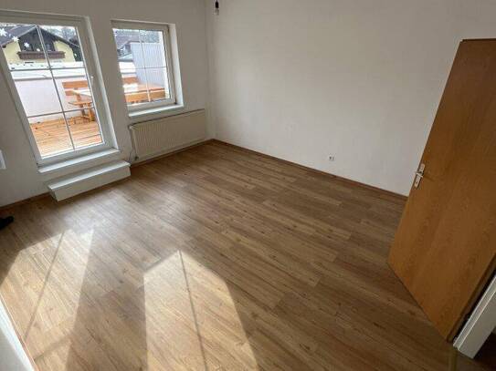 Schöne 2-Zimmer Wohnung mit Balkon im Zentrum von Andorf.