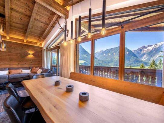 Attraktives Ferienimmobilien-Investment: Exklusives Nationalpark-Chalet mit traumhaftem Bergpanorama und Ski-In/Ski-Out…