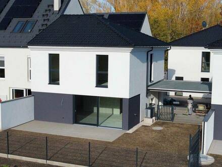 Energieeffizientes Einfamilienhaus mit Photovoltaik und Luftwärmepumpe individuell gestaltbar inklusive Carport