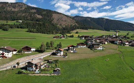 Gepflegtes Wohnhaus in Asch mit Aussicht