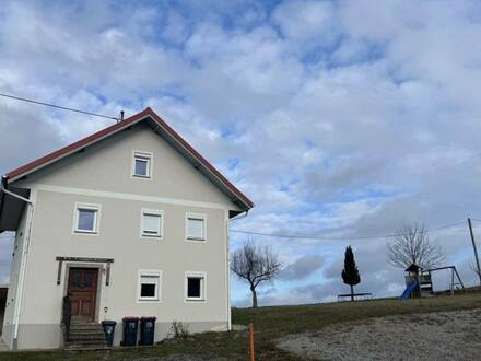 Teilsaniertes Einfamilienhaus in *Sternchenwidmung*