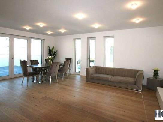 top moderne, Luxus 5-Zimmerwohnung mit großer Terrasse und 2 Autostellplätzen!